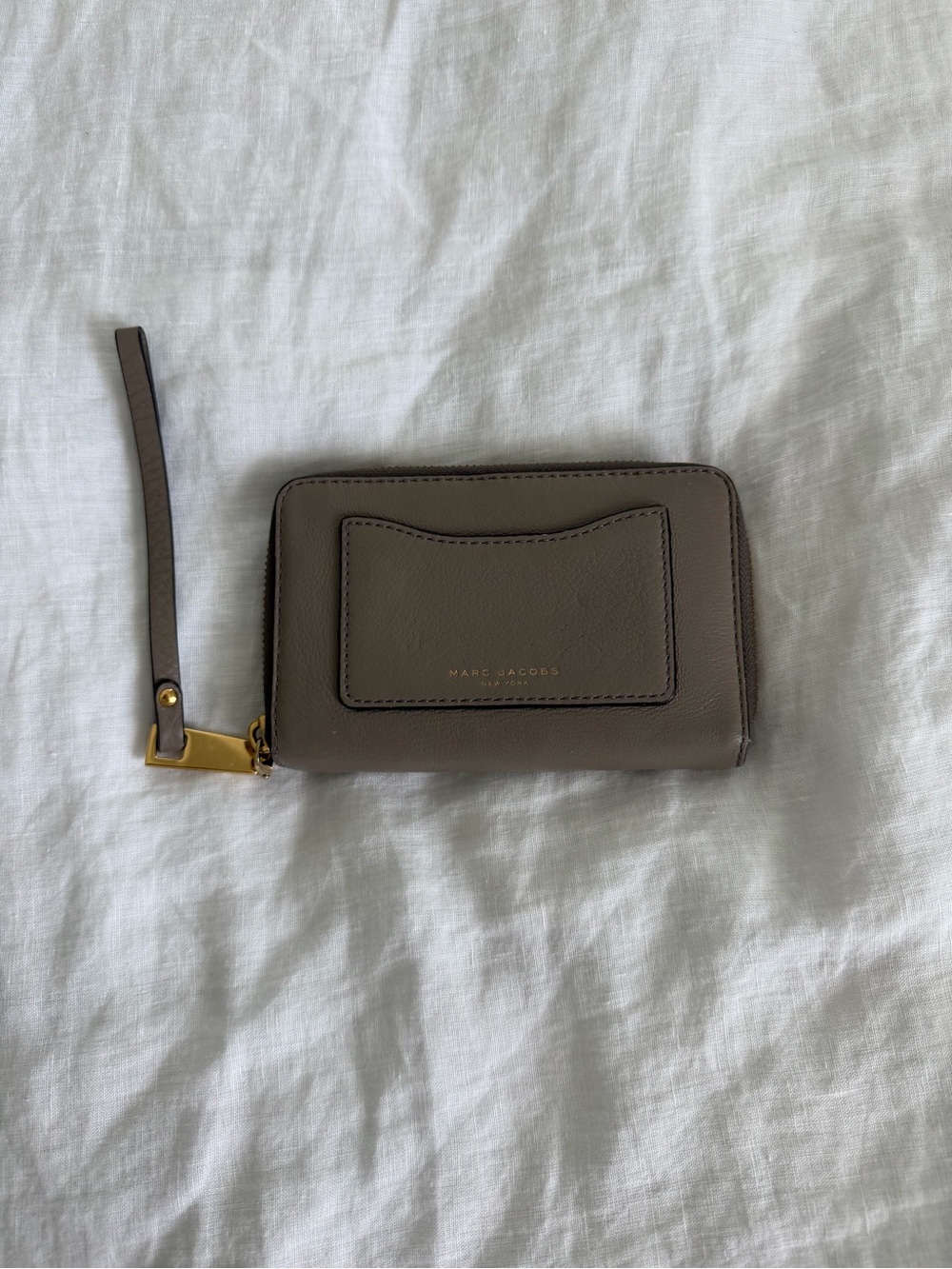 Marc Jacobs Taupe Leather Zip-Around Wristlet Wallet with Gold Hardware